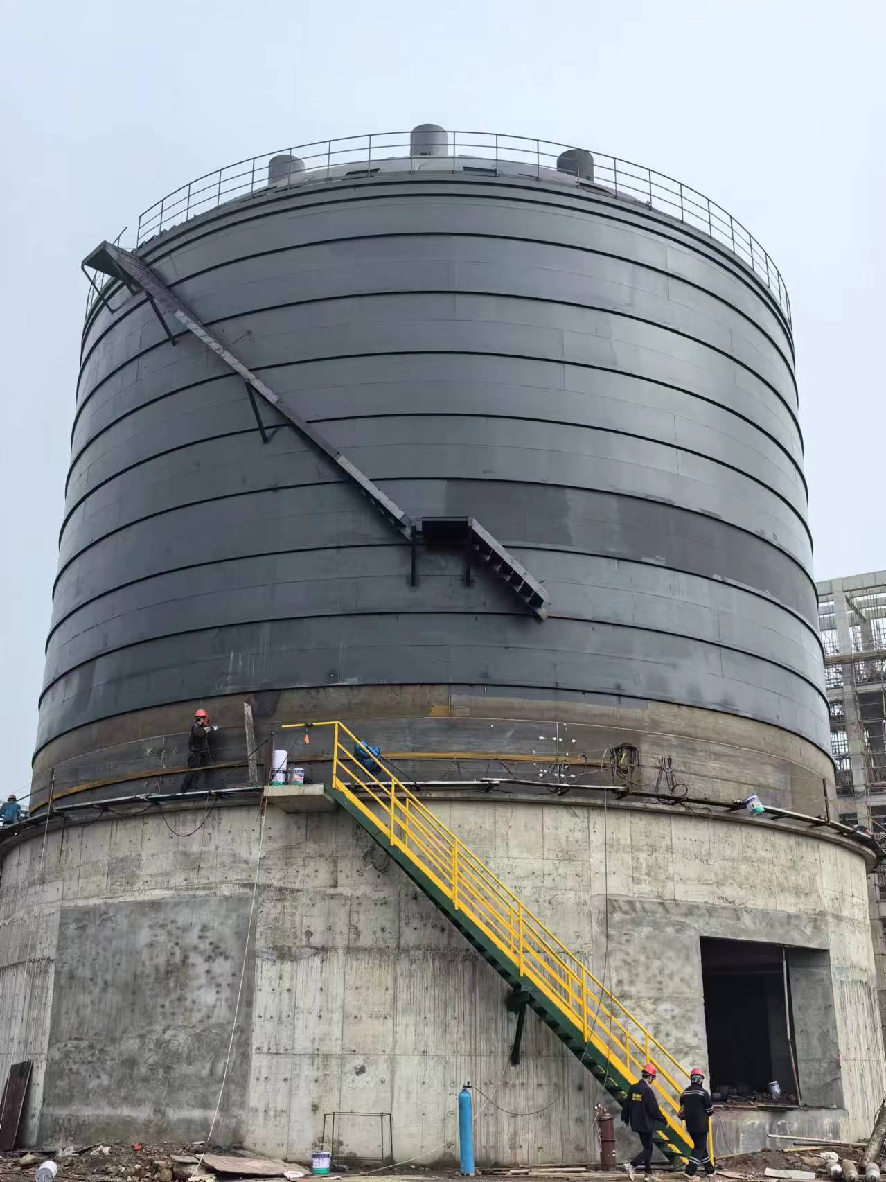 公司承接大型水泥钢板仓EPC项目顺利竣工